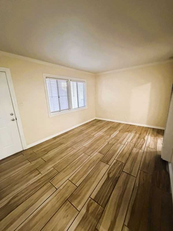 5007 E Ocean Blvd ##B - Photo 3 of 17