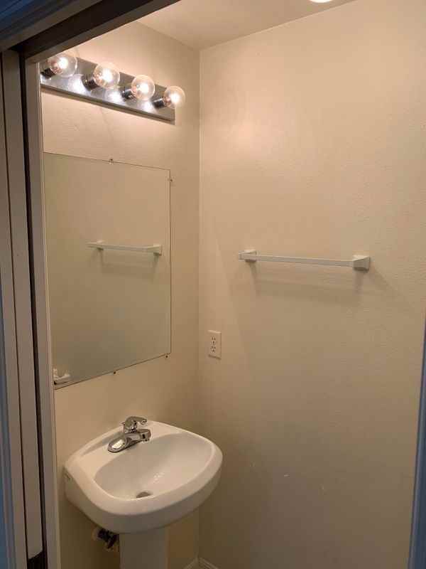 36 Bunker View Dr ##B - Photo 4 of 20