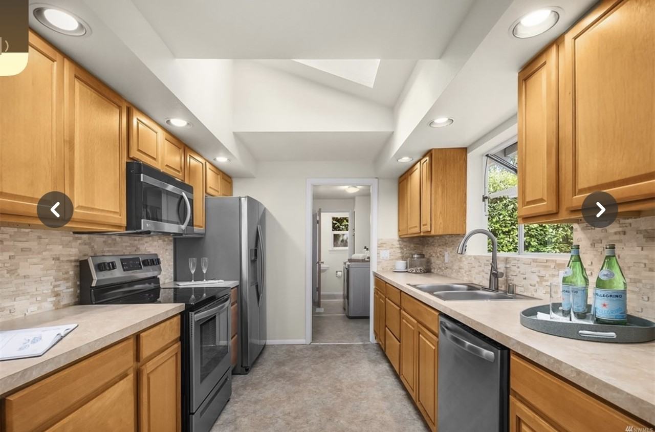 10811 108th St Sw - Photo 5 of 12