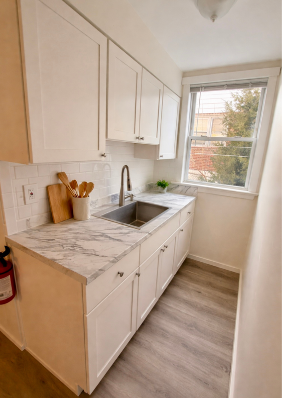 118 Sheridan Ave - Photo 3 of 12
