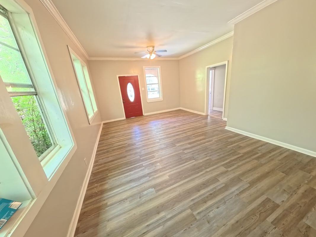 4366 Jefferson Ave - Photo 3 of 15