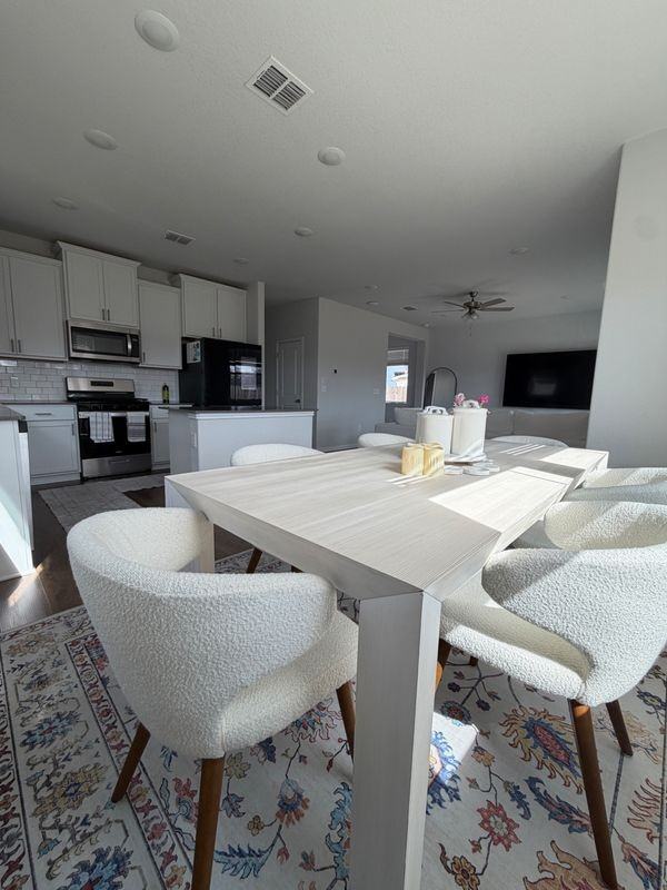 6554 Marsh Ln - Photo 4 of 4