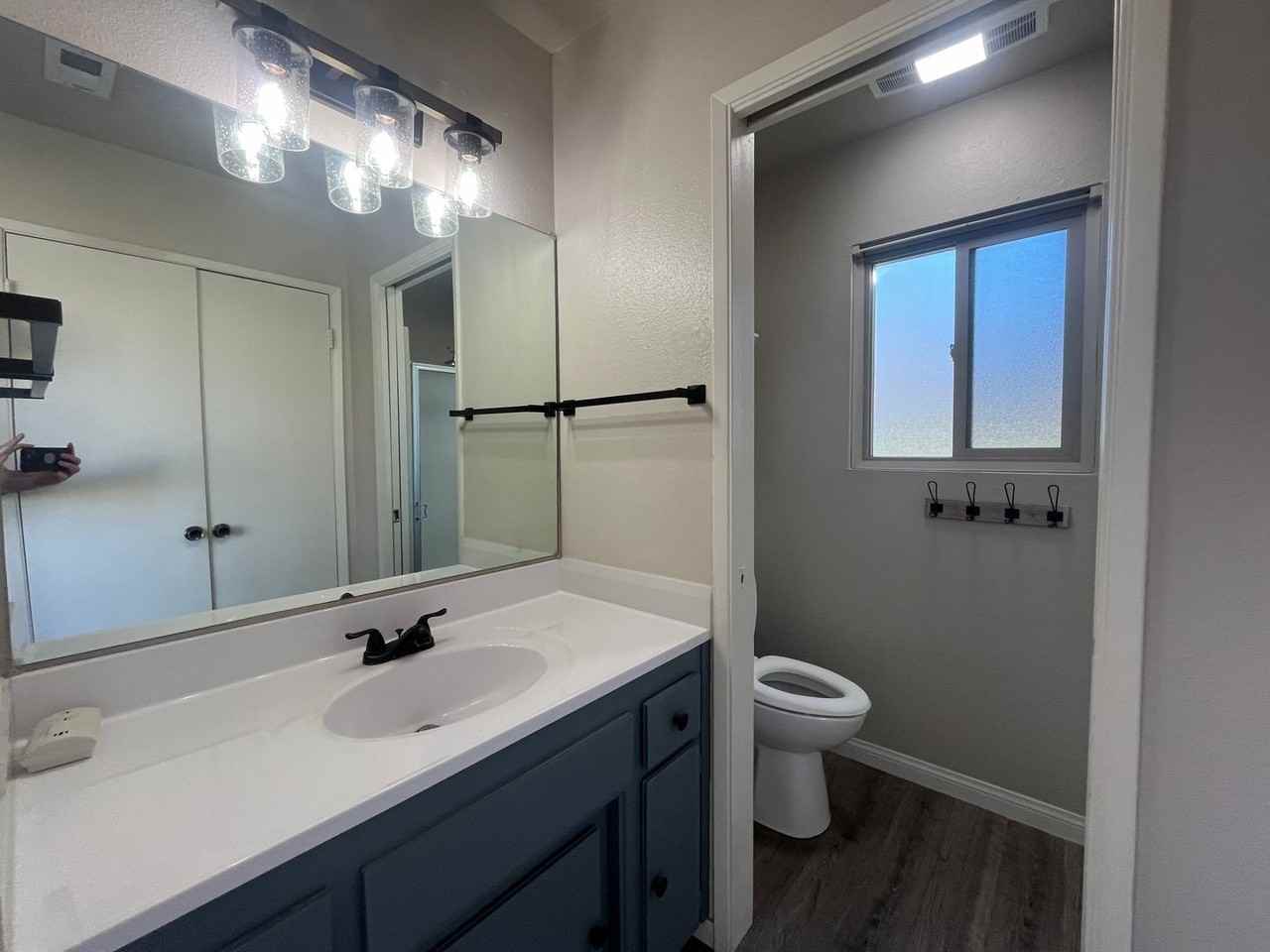 1008 Cypress Way - Photo 5 of 10