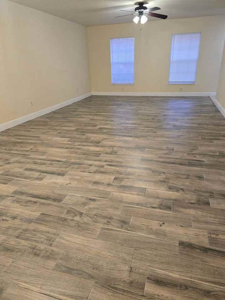 731 N Vermeer Way - Photo 2 of 13