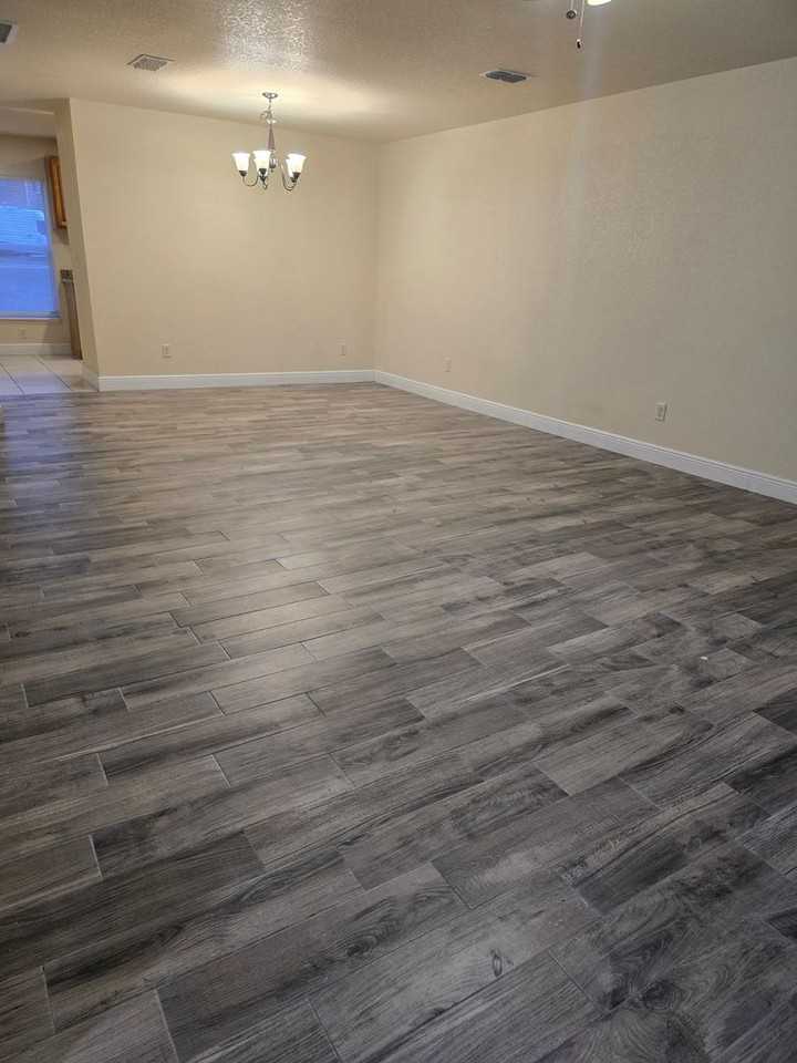 731 N Vermeer Way - Photo 3 of 13