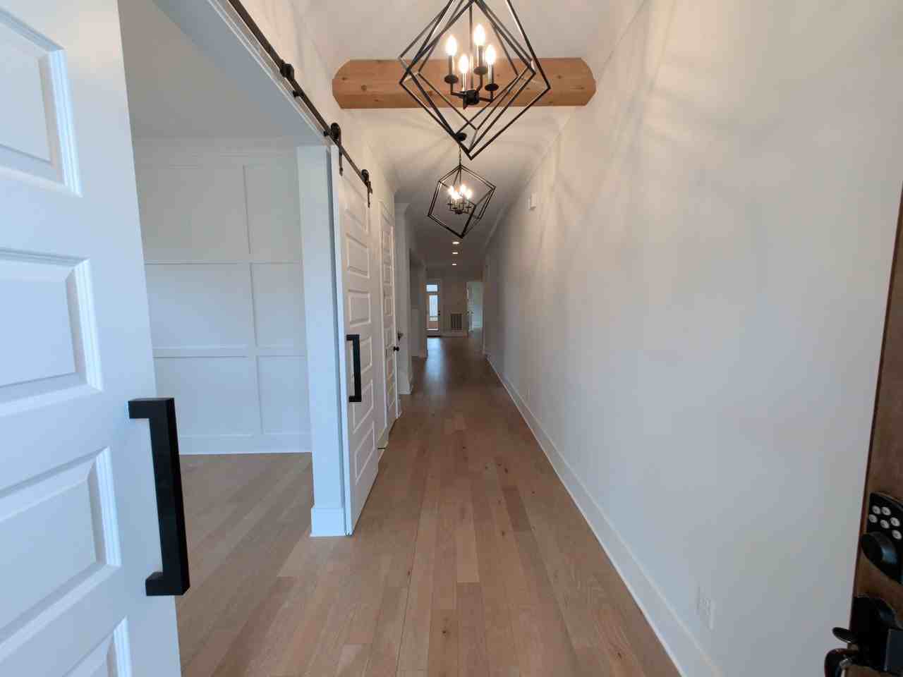 406 Dewar Dr - Photo 3 of 23