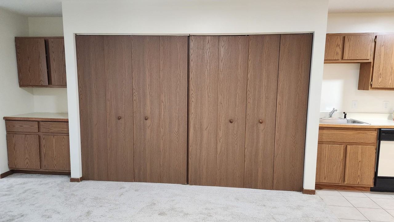 CR Flats - Photo 5 of 14