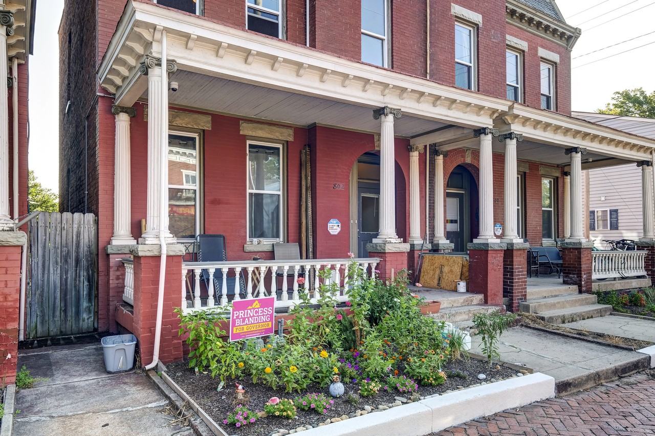 802 W Clay St - Photo 3 of 12