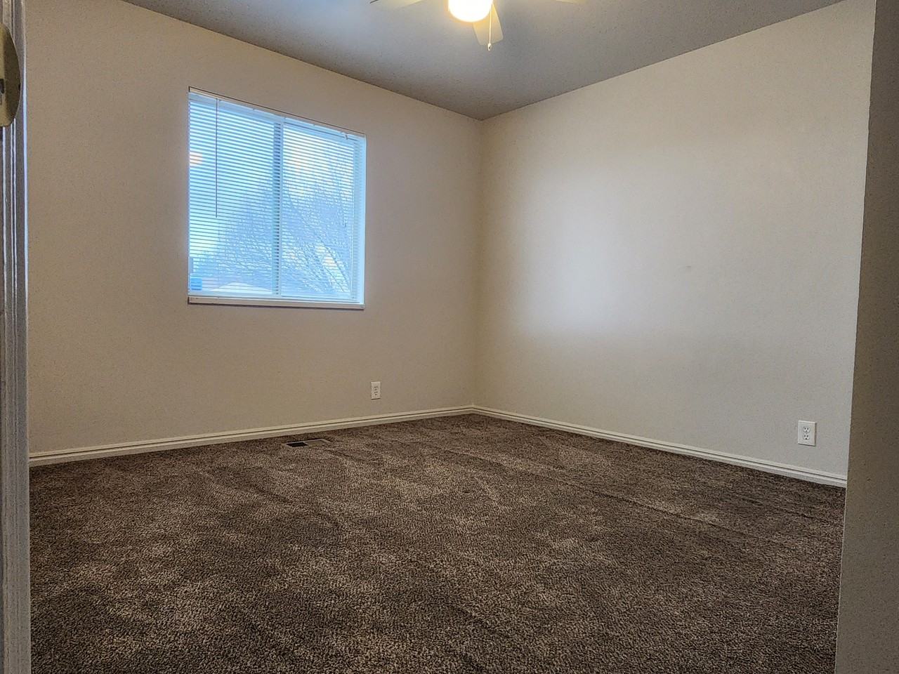 1748 Westnorth - Photo 4 of 19