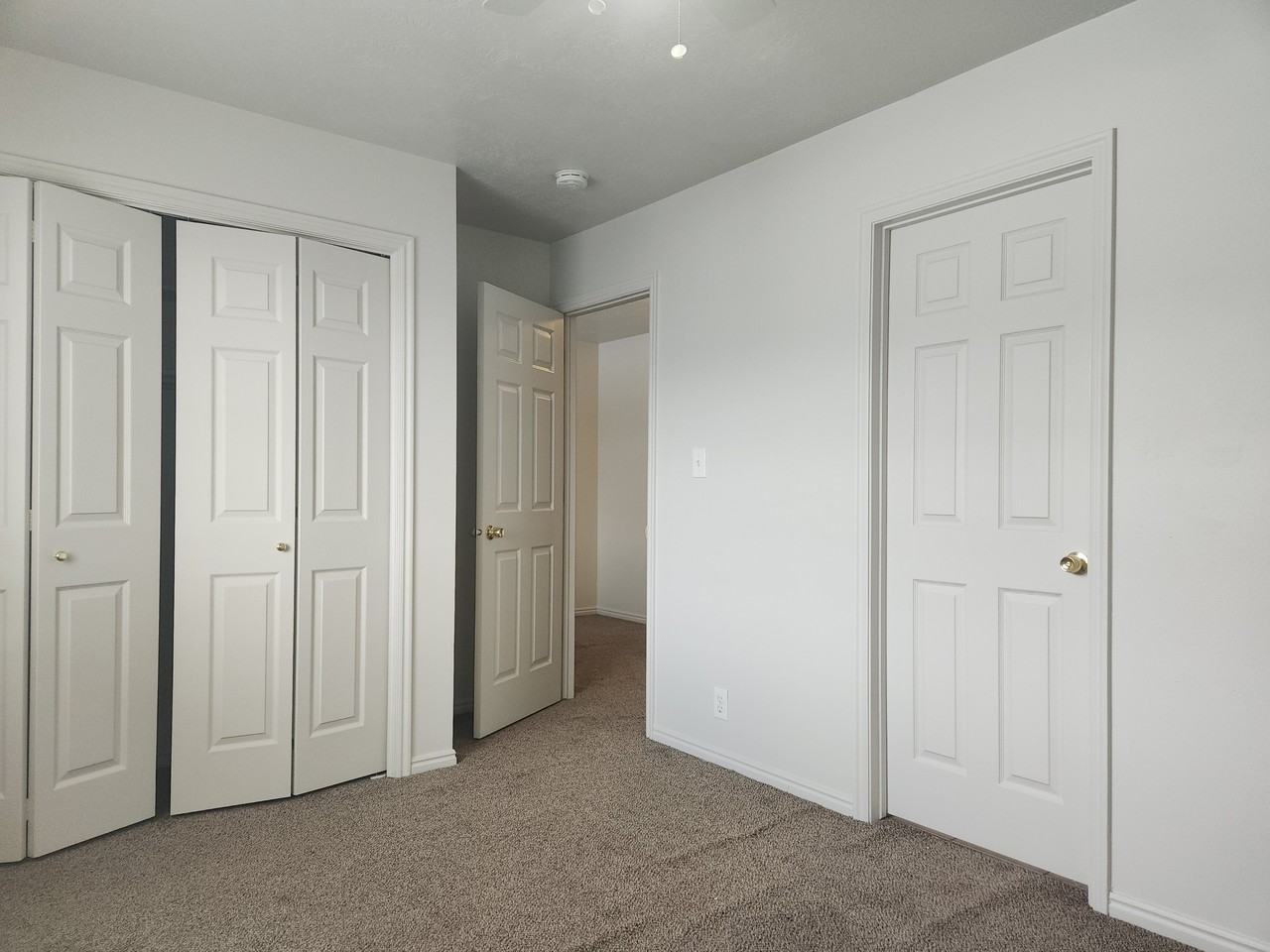 1748 Westnorth - Photo 3 of 19