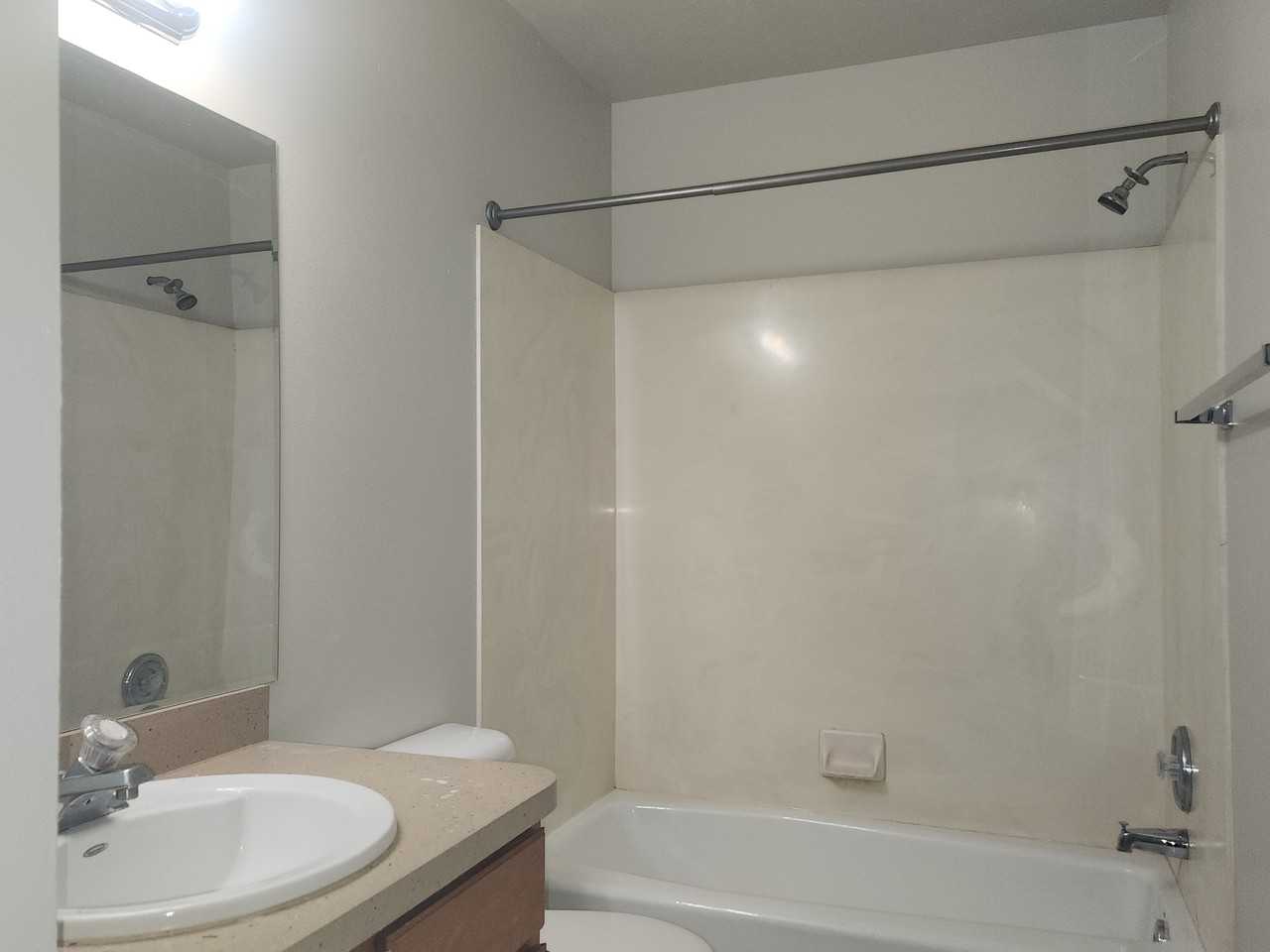 1748 Westnorth - Photo 4 of 19