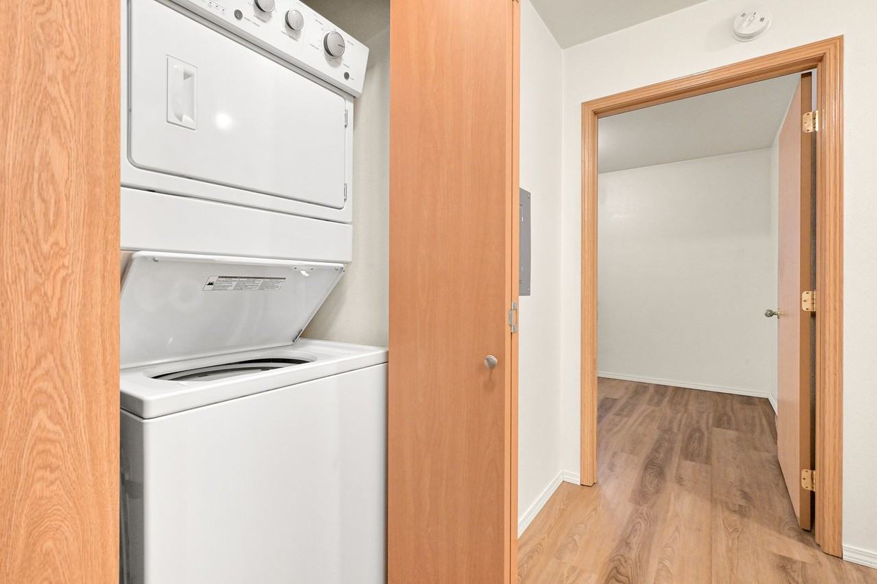 3100 Ferry Ave, Bellingham - Photo 7 of 50