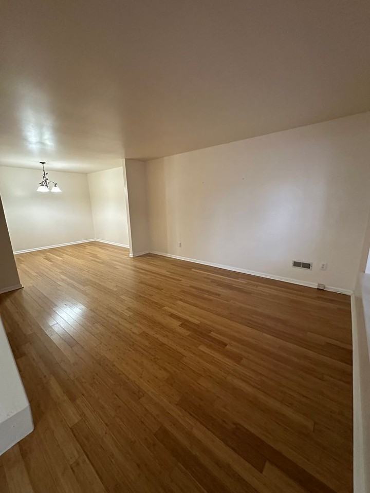 5102 Essex Ln - Photo 7 of 24