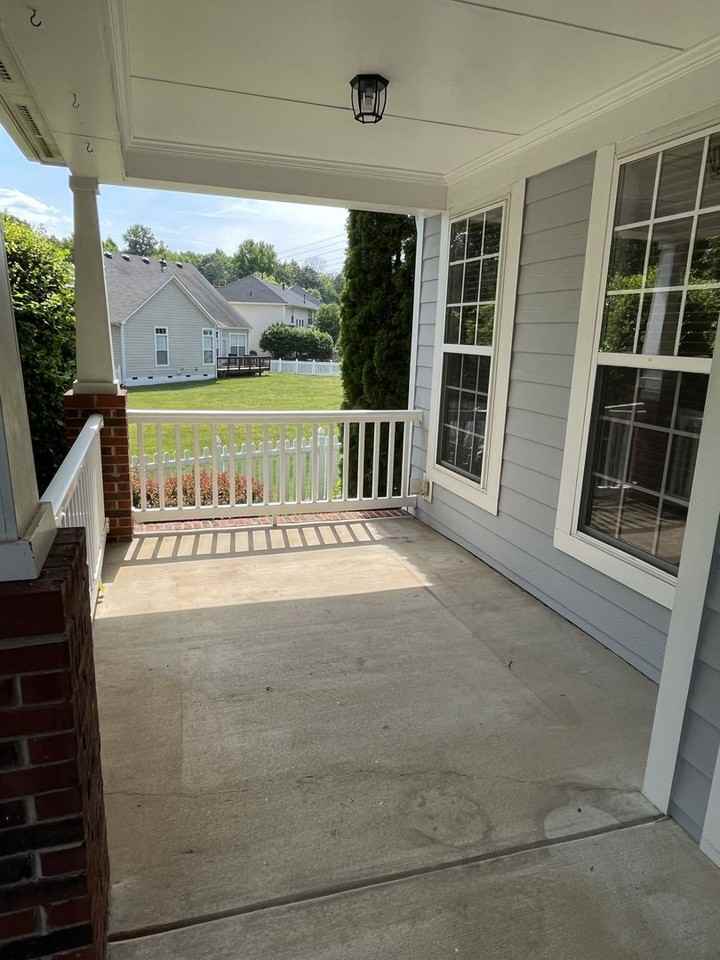 8531 Camberly Rd - Photo 2 of 32