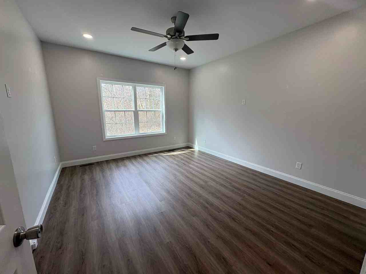 104 Ward Way - Photo 5 of 9