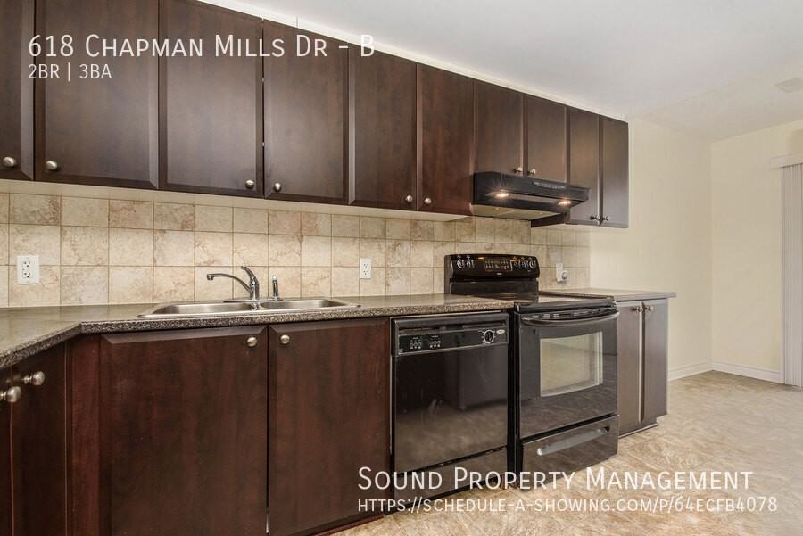 618 Chapman Mills Dr #B - Photo 5 of 32