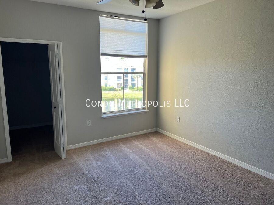 1175 Lake Shadow Cir #4302 - Photo 7 of 13