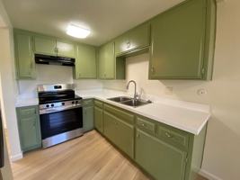 featured image of 1025 Meadow Lake Dr