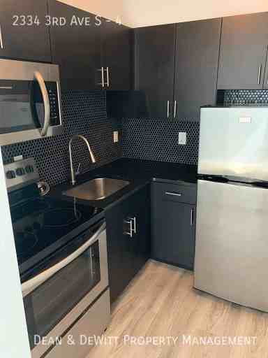 2334 3rd Ave S #4 - Photo 4 of 15