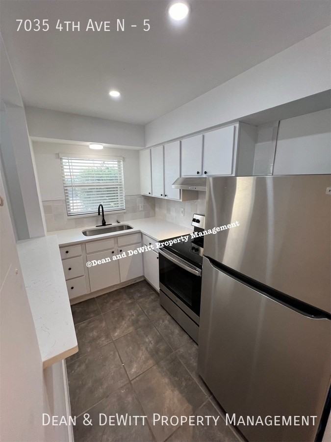 7035 4th Ave N #5 - Photo 4 of 15