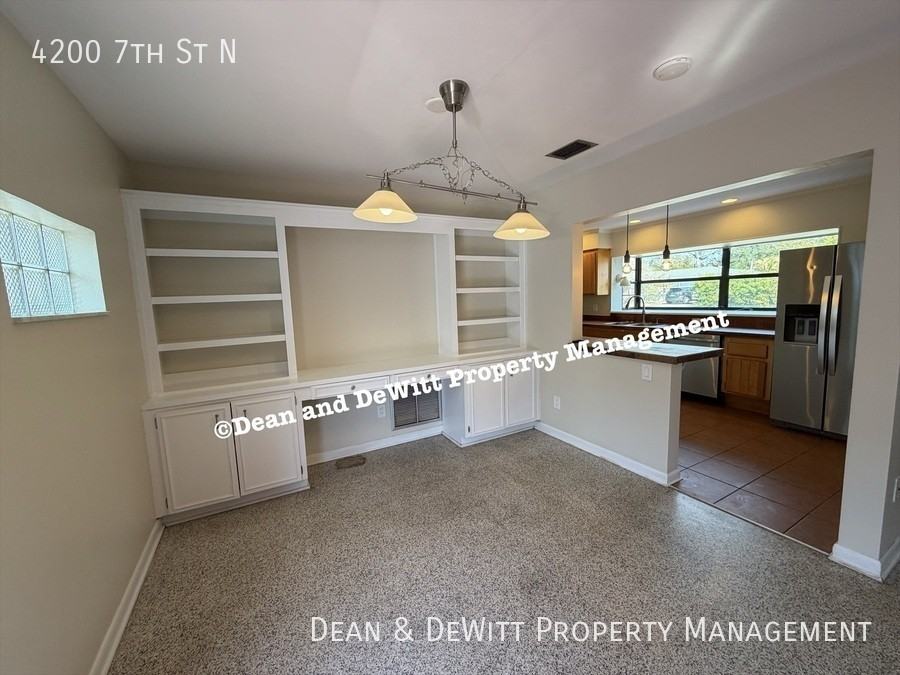 4200 7th St N - Photo 6 of 31