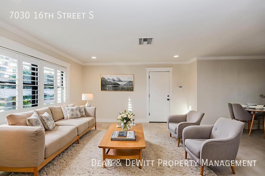 7030 16th St S - Photo 3 of 19