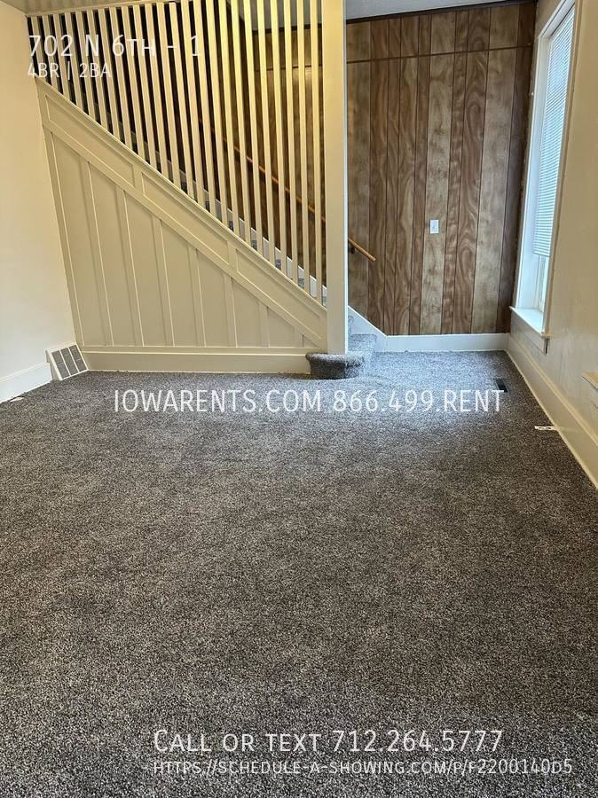 702 N 6th St #1 - Photo 2 of 15