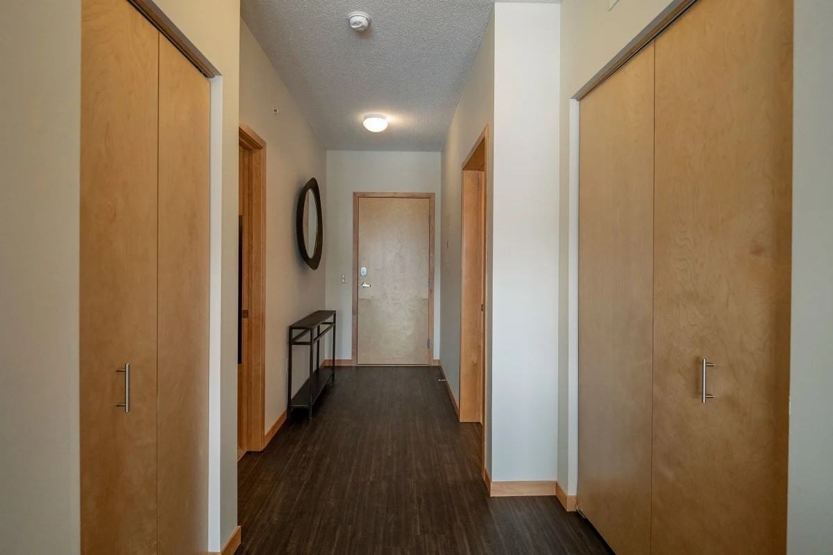 8th & 11 Ave S #614 - Photo 7 of 12