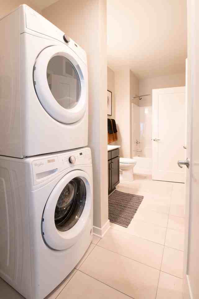 Lake & W Lake St #6551 - Photo 7 of 14