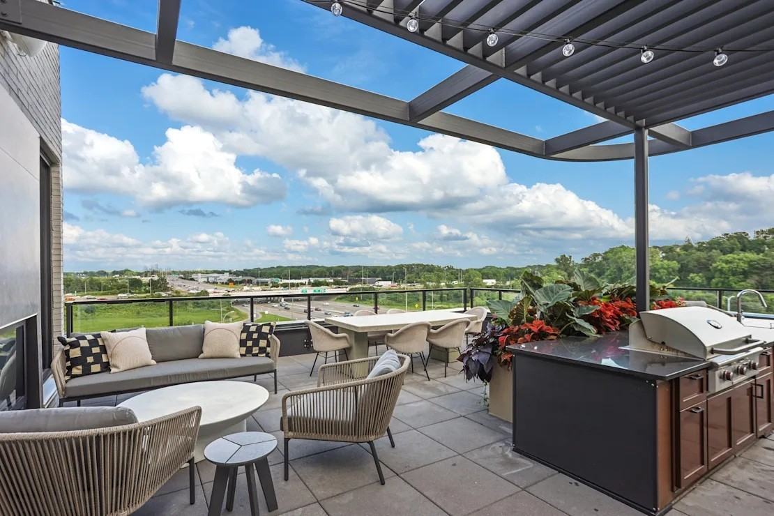 Wayzata & Hwy 169 #623 - Photo 2 of 23