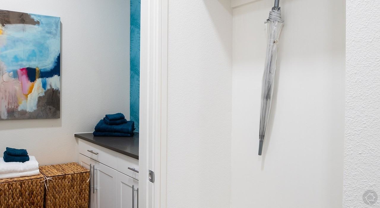 114 E Hutland Dr #2 - Photo 7 of 11