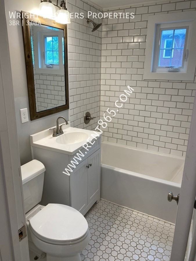 1705 Laurel Ave #2 - Photo 7 of 14