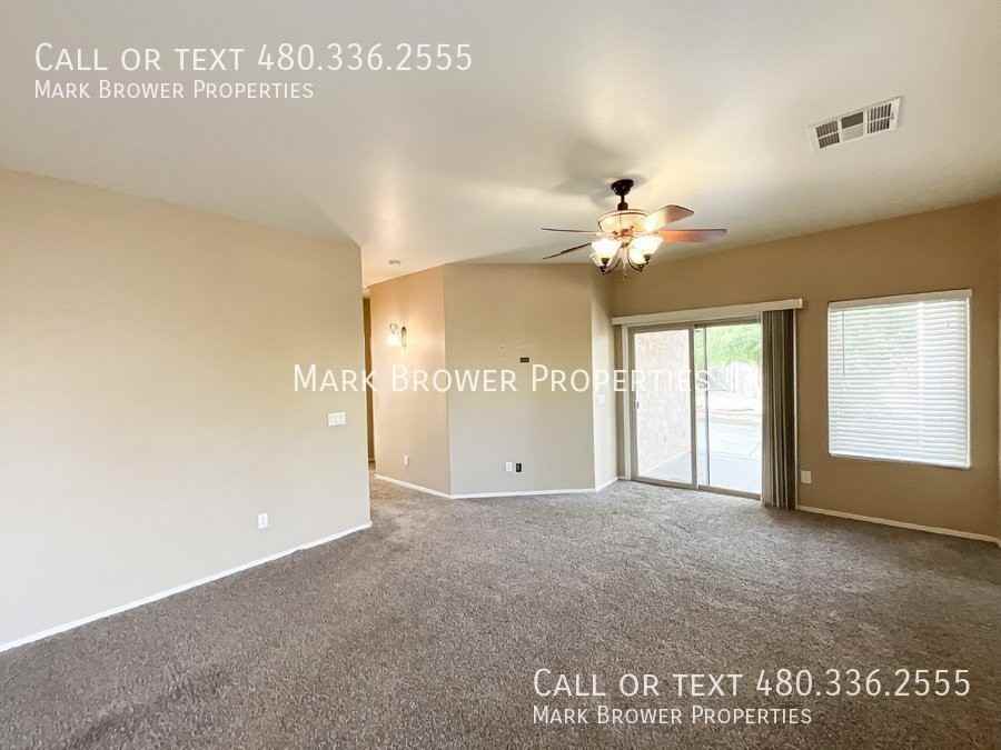 1204 E Blackfoot Daisy Dr - Photo 5 of 36