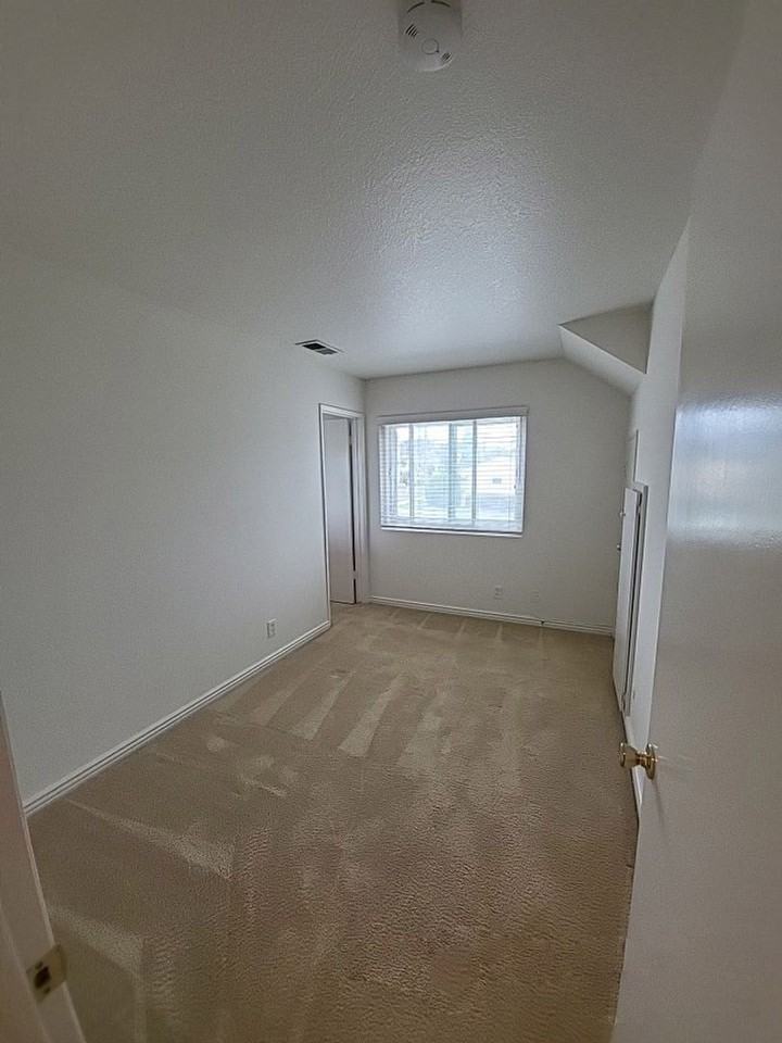 836 Main Street. - Photo 3 of 12