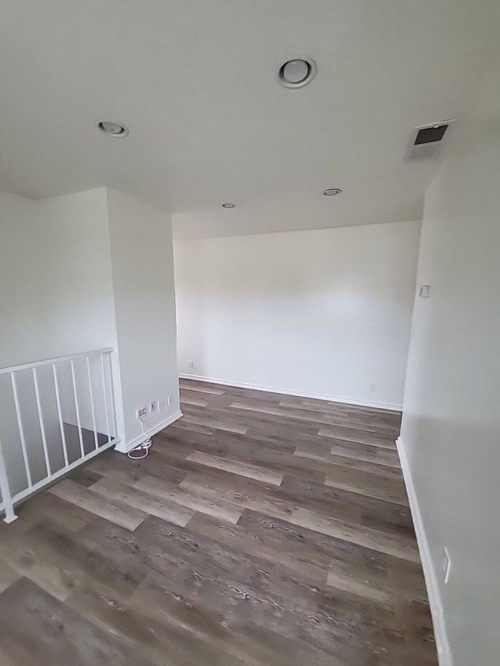 836 Main Street. - Photo 5 of 12