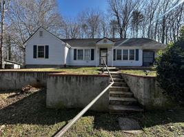 featured image of 1260 Blanton St