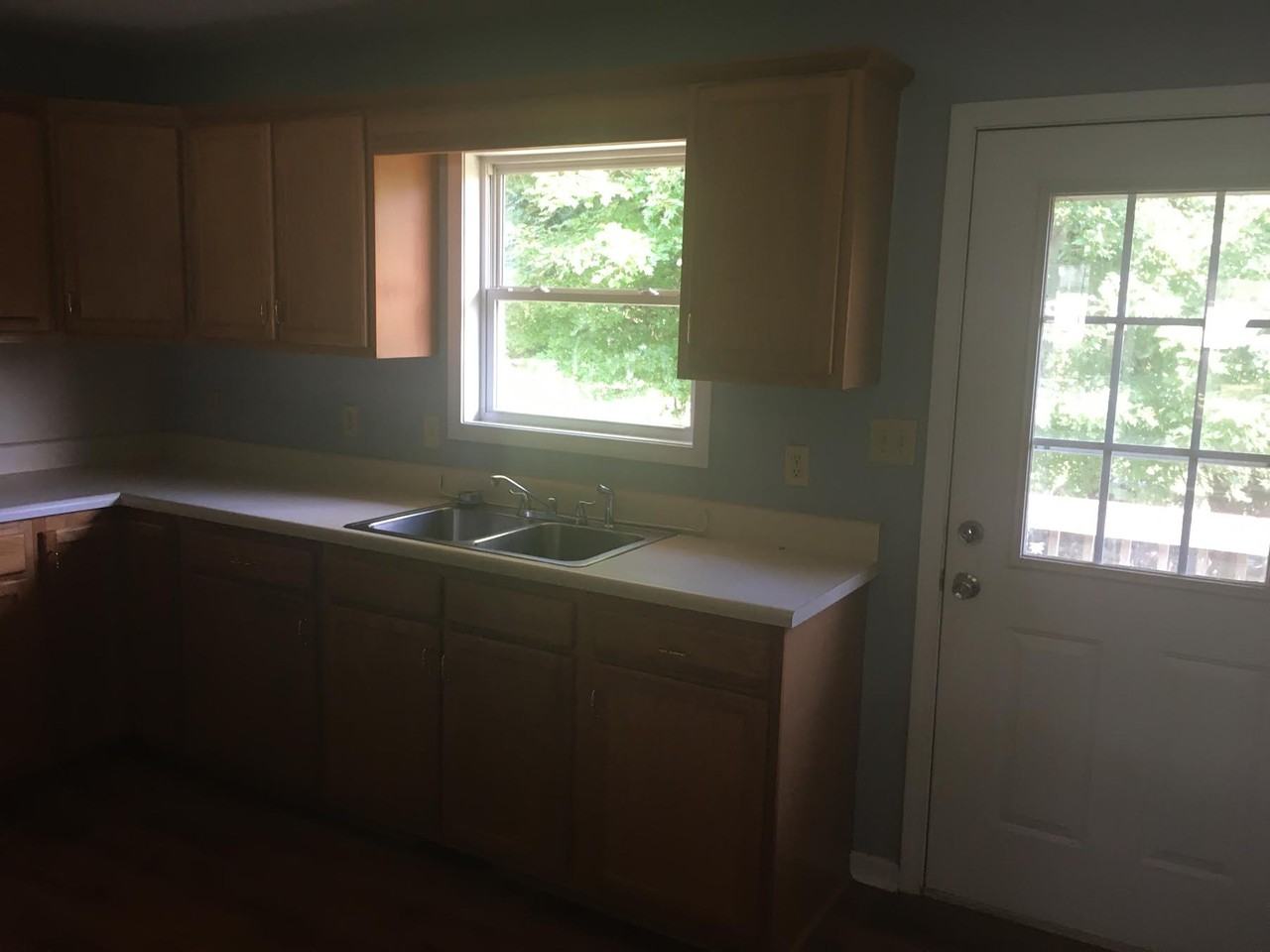 58 Pleasant Ct - Photo 4 of 6