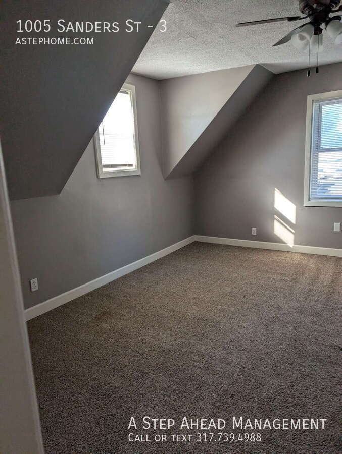 1005 Sanders St #3 - Photo 6 of 12