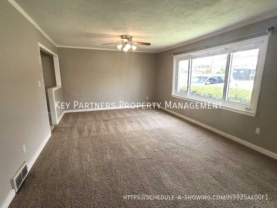 7510 High Dr - Photo 2 of 15