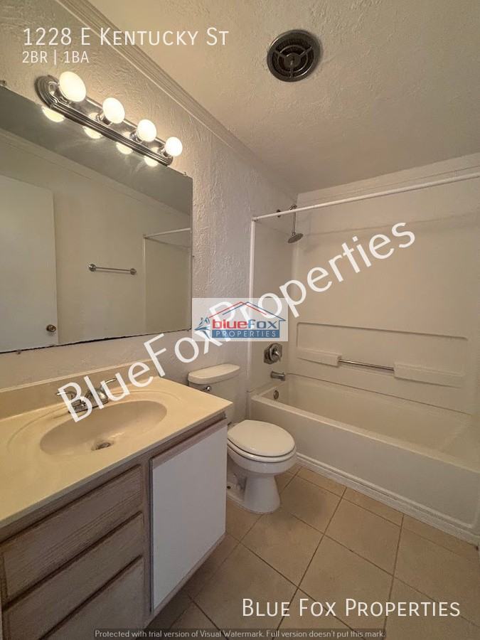 1228 E Kentucky St - Photo 7 of 14