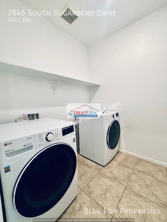 7846 S Sugarbend Dr - Photo 5 of 21