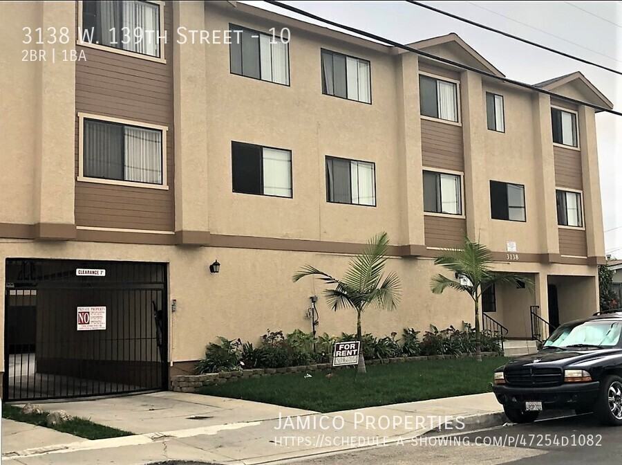 3138 W 139th St #10 - Photo 2 of 12