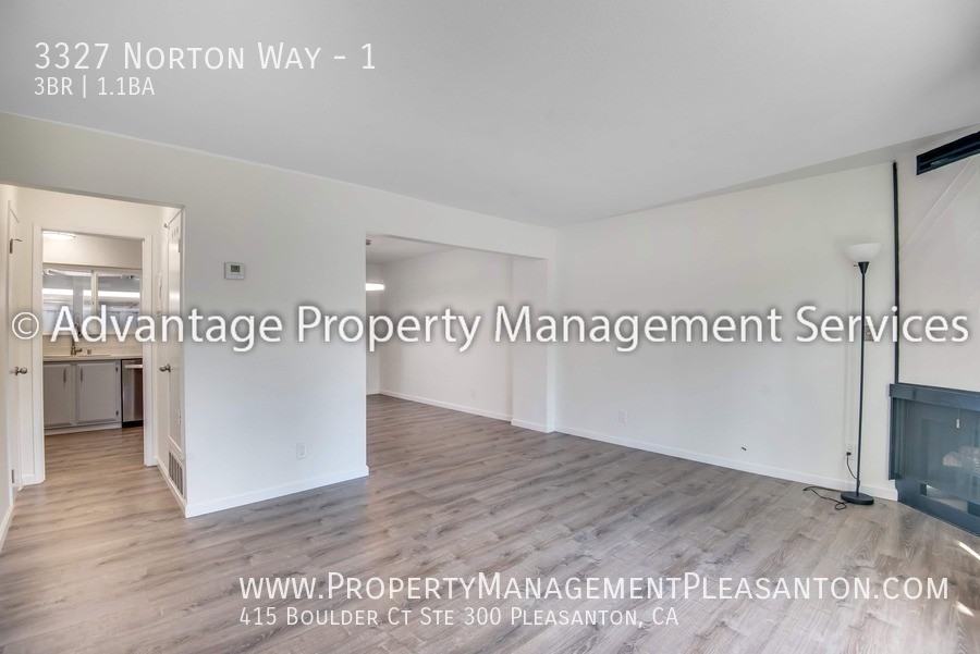 3327 Norton Way #1 - Photo 2 of 20