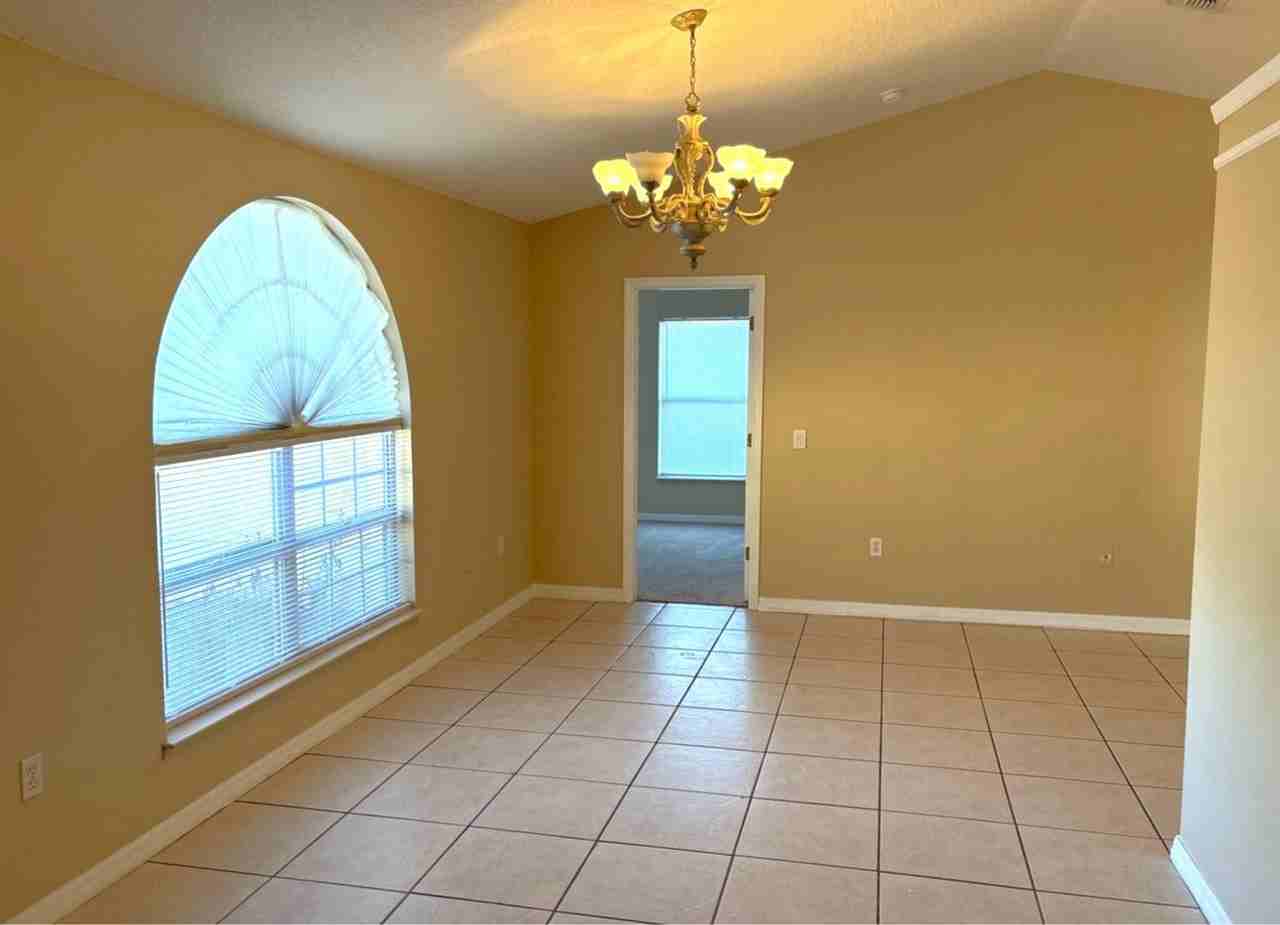 1915 Peridot Cir - Photo 2 of 11