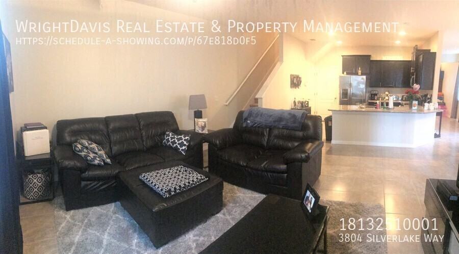 3804 Silverlake Way - Photo 5 of 31