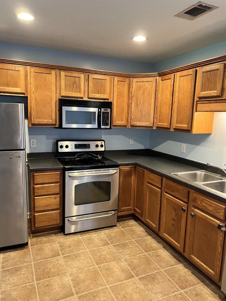 206 Antler Trl - Photo 5 of 11