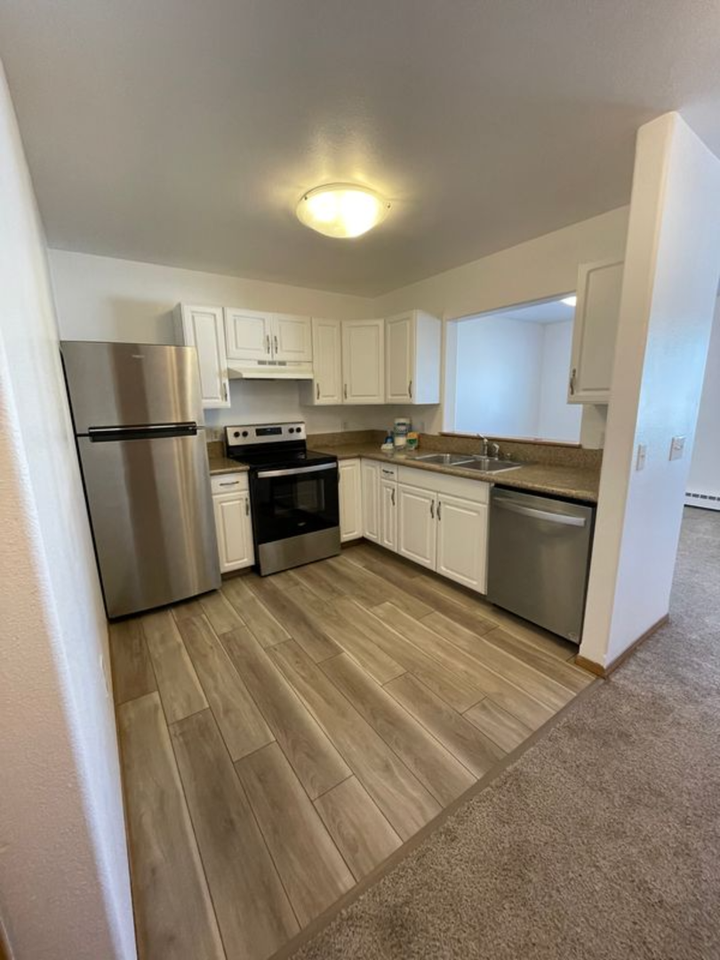 Northwood Apartments - Photo 6 of 10