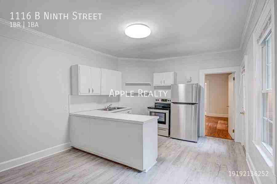1116B 9th St - Photo 5 of 21
