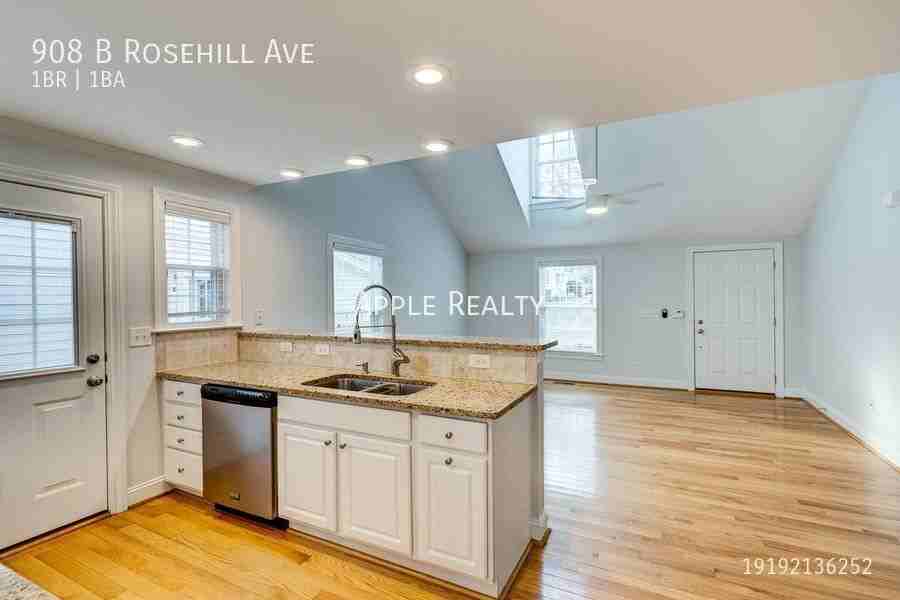 908B Rosehill Ave - Photo 5 of 18