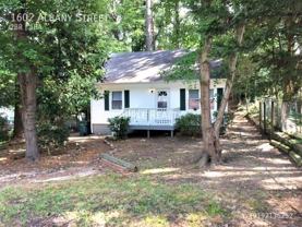 1602 Albany St - Photo 1 of 1